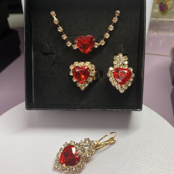 SETS WITH RING - Picture 6 of 6